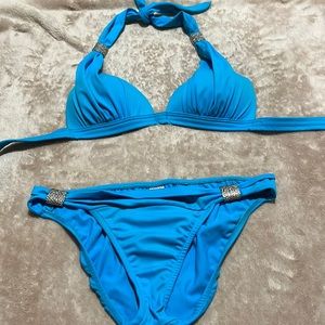 Venus - turquoise bikini set size top B, bottom 6